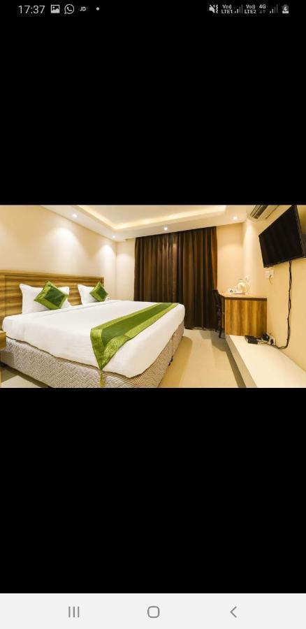 Aval International Hotel Gurgaon Eksteriør billede